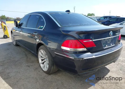 2007 BMW 750Li z USA, uszkodzony, nr VIN WBAHN83547DT65971